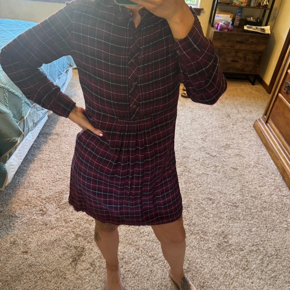 Lands' End maroon, blue and pink plaid flannel dress in a size 2